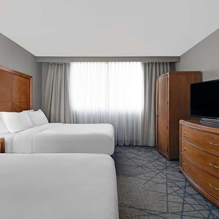 Embassy Suites By Hilton Detroit - Livonia/Novi Bagian luar foto