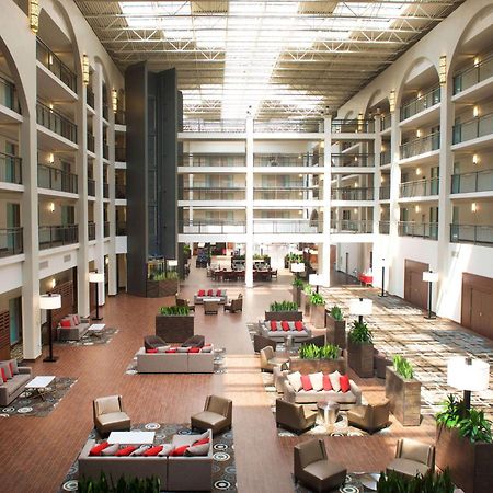 Embassy Suites By Hilton Detroit - Livonia/Novi Bagian luar foto