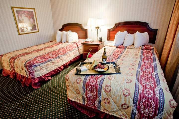 Embassy Suites By Hilton Detroit - Livonia/Novi Bagian luar foto